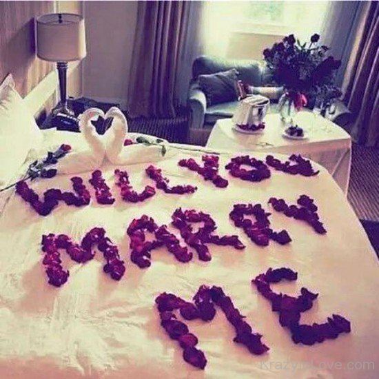 Will You Marry Me Flowers On Bed-vcx350